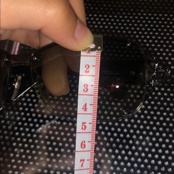 Gucci Sunnies! Super cute,  stylish & Authentic - Picture 6 of 7